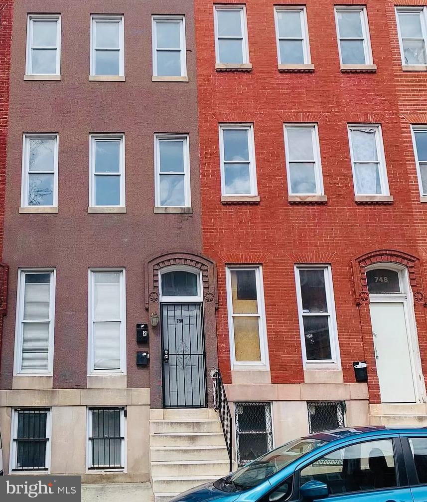 HARLEM PARK - Residential Lease