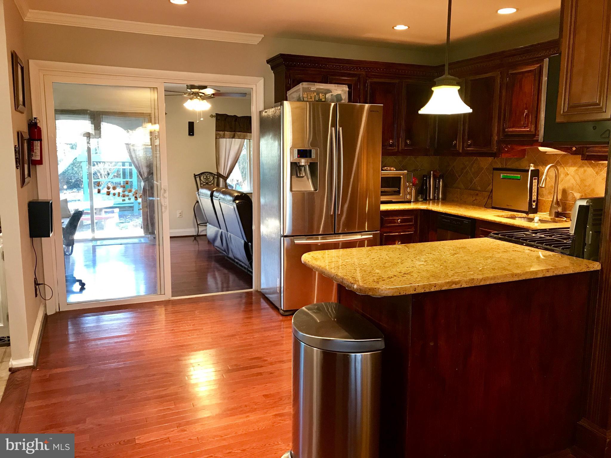 BROOKFIELD - Residential