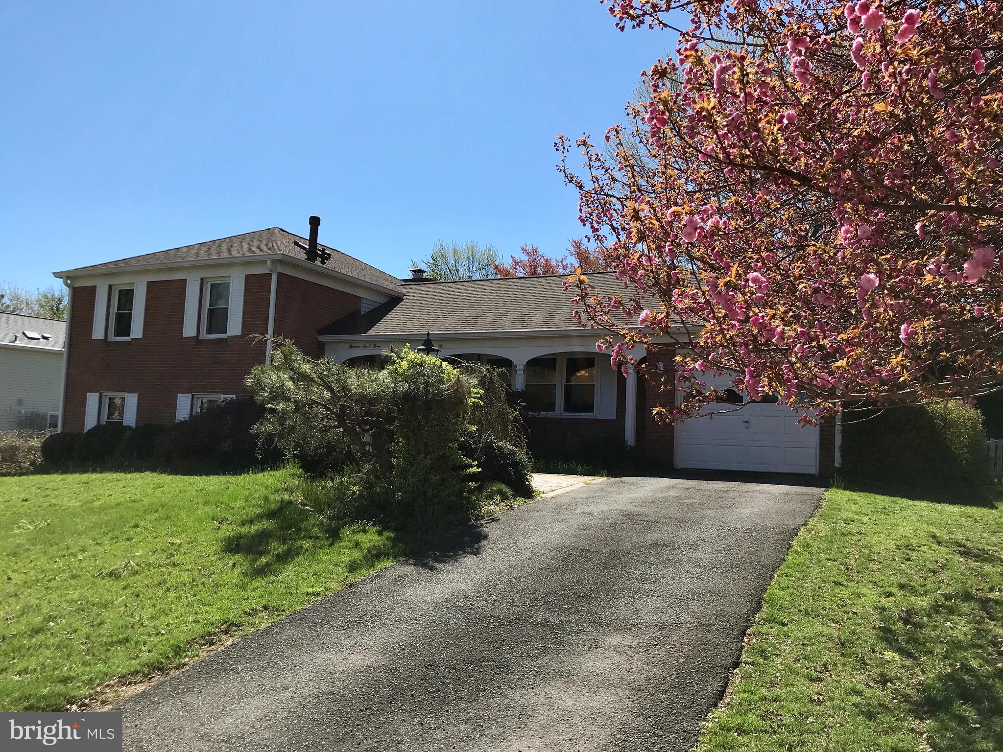 BROOKFIELD - Residential