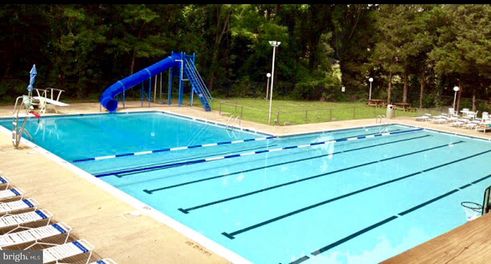 BROOKFIELD - Residential