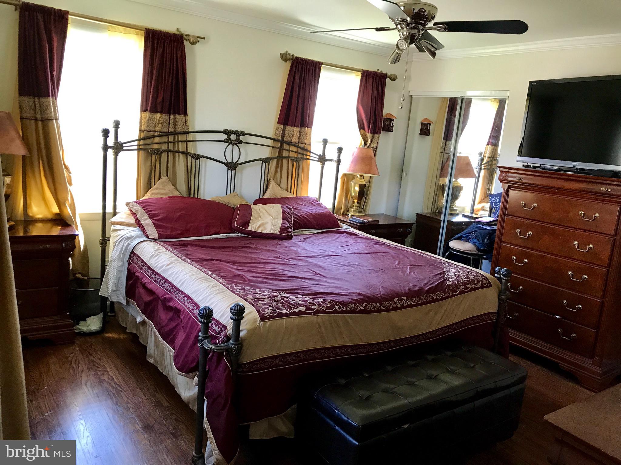 BROOKFIELD - Residential