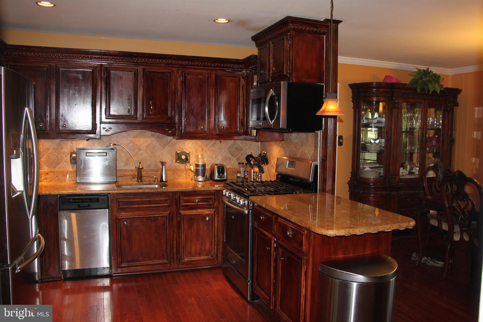 BROOKFIELD - Residential