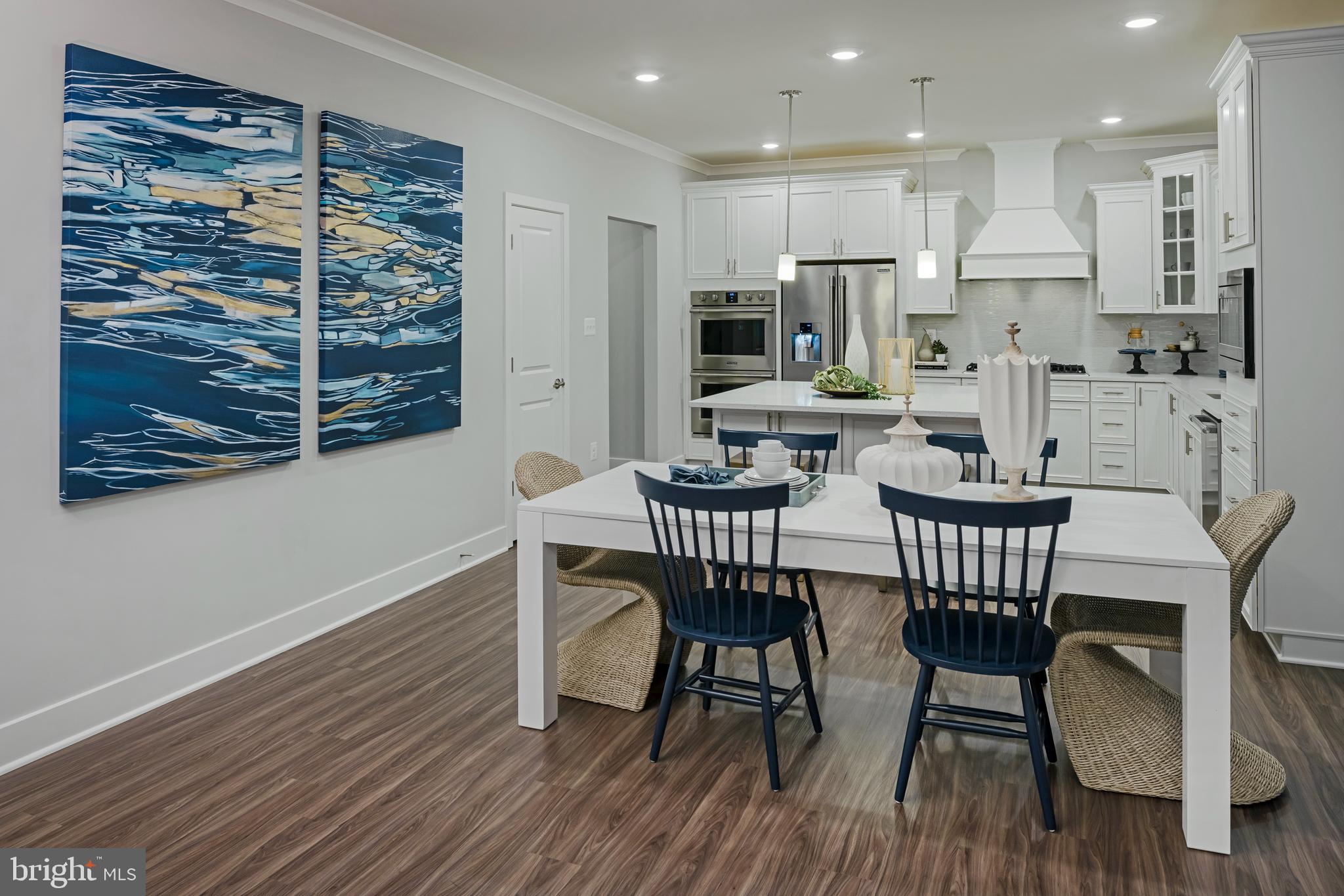 ST. CHARLES - Residential