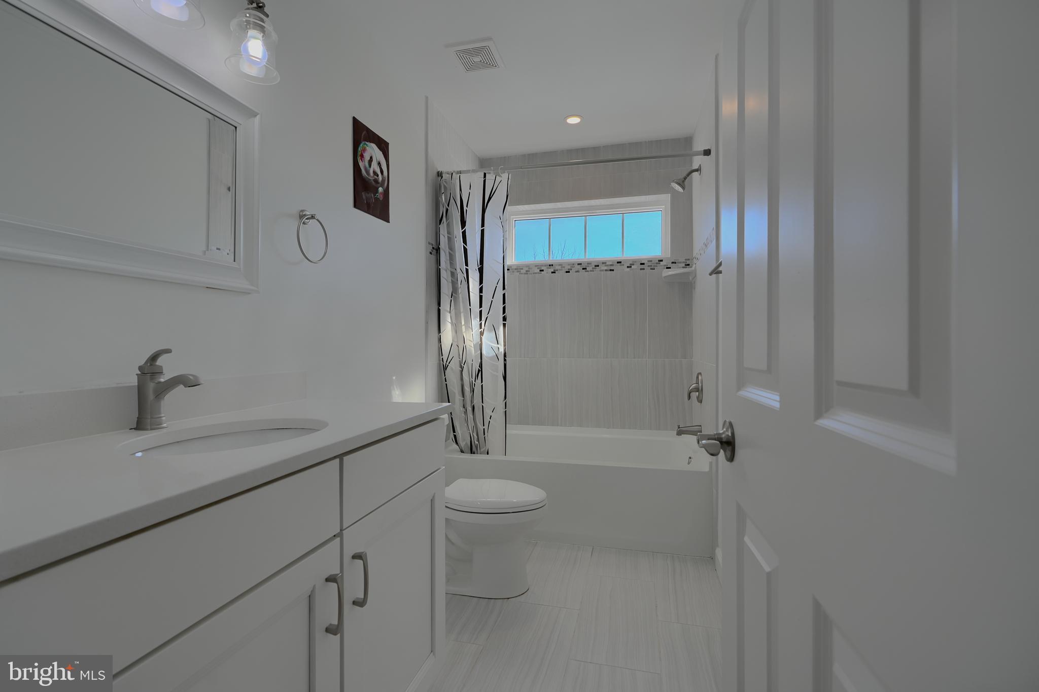 LINDEN HILLS - Residential