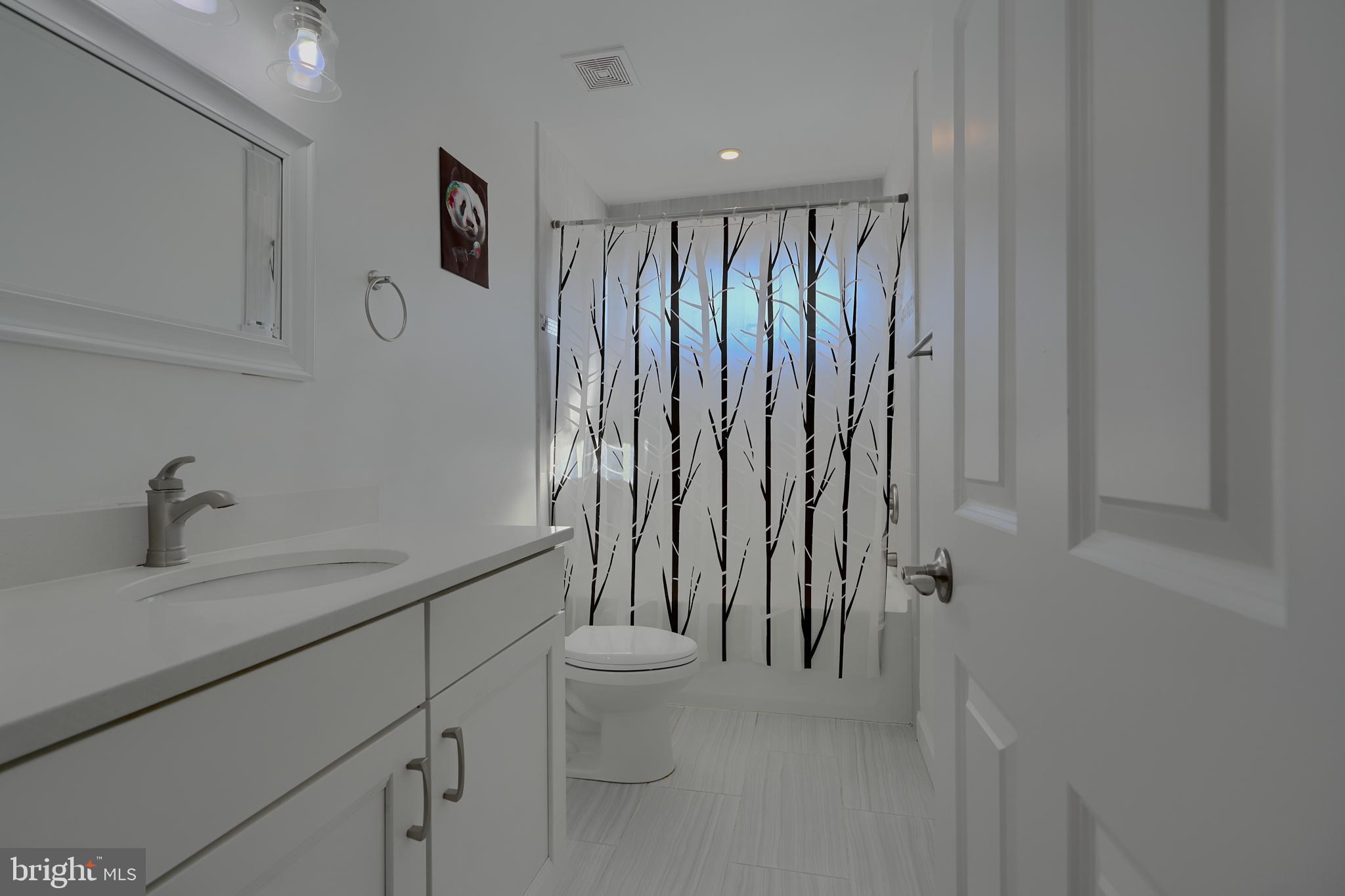 LINDEN HILLS - Residential