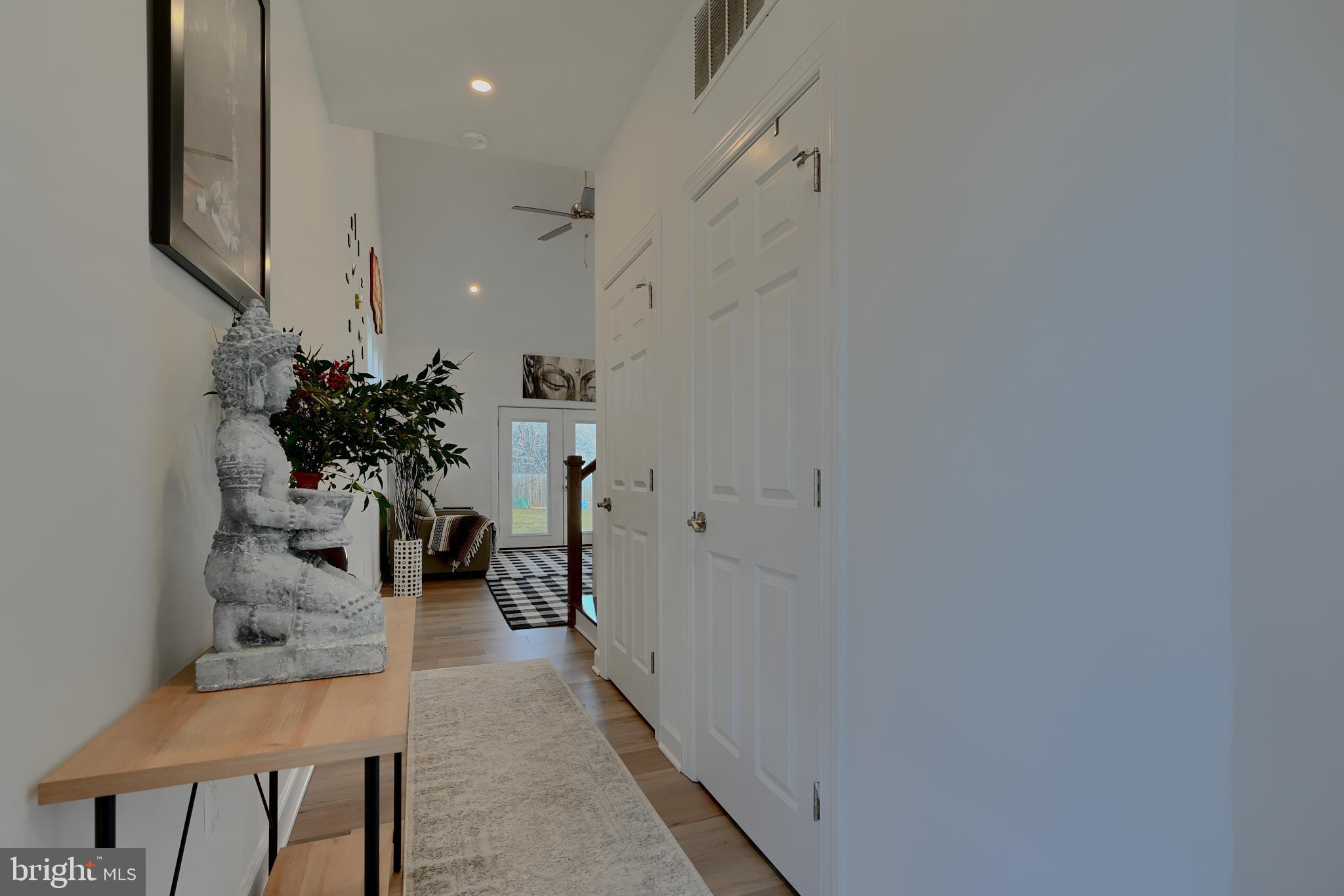 LINDEN HILLS - Residential