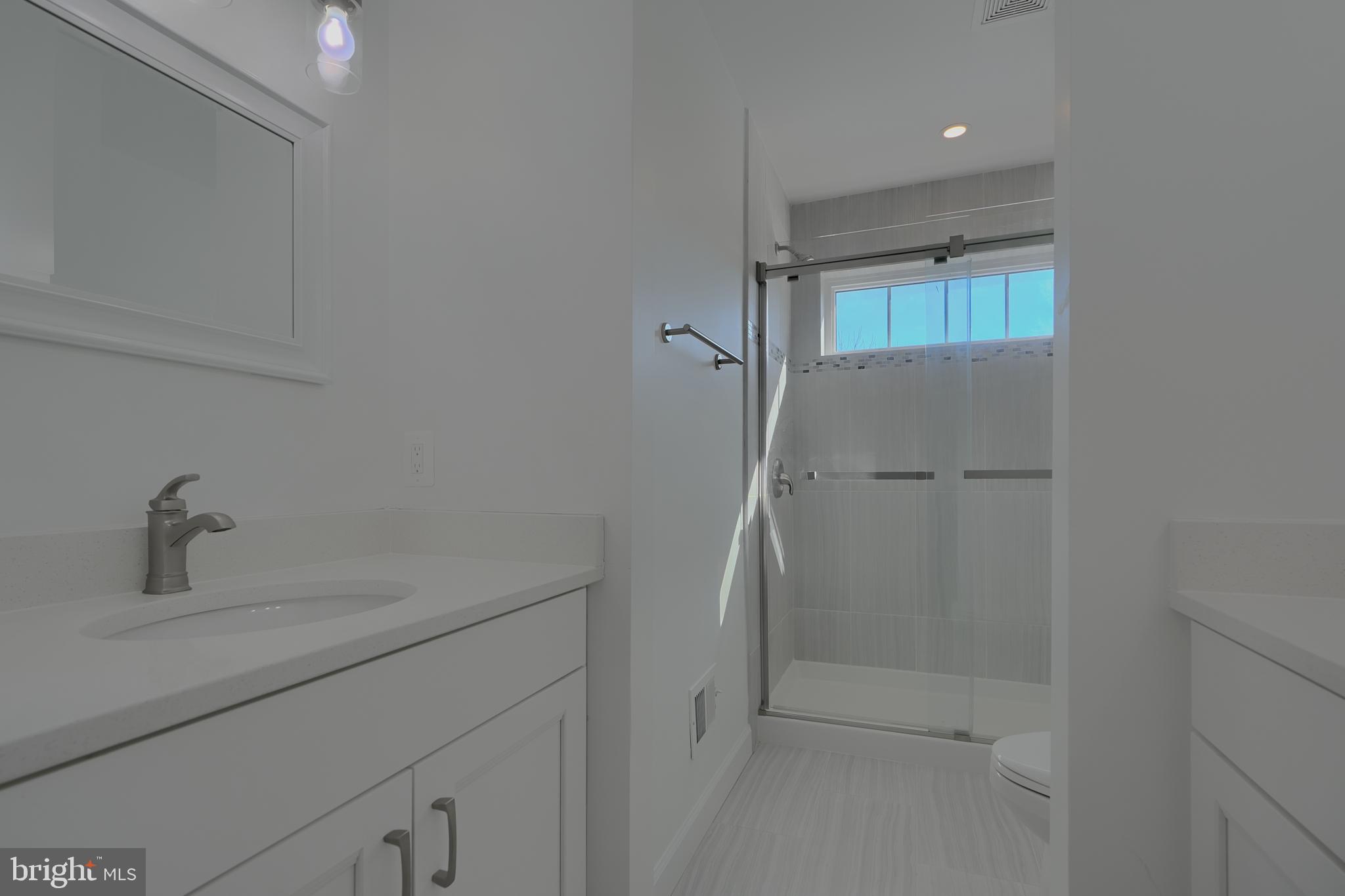 LINDEN HILLS - Residential