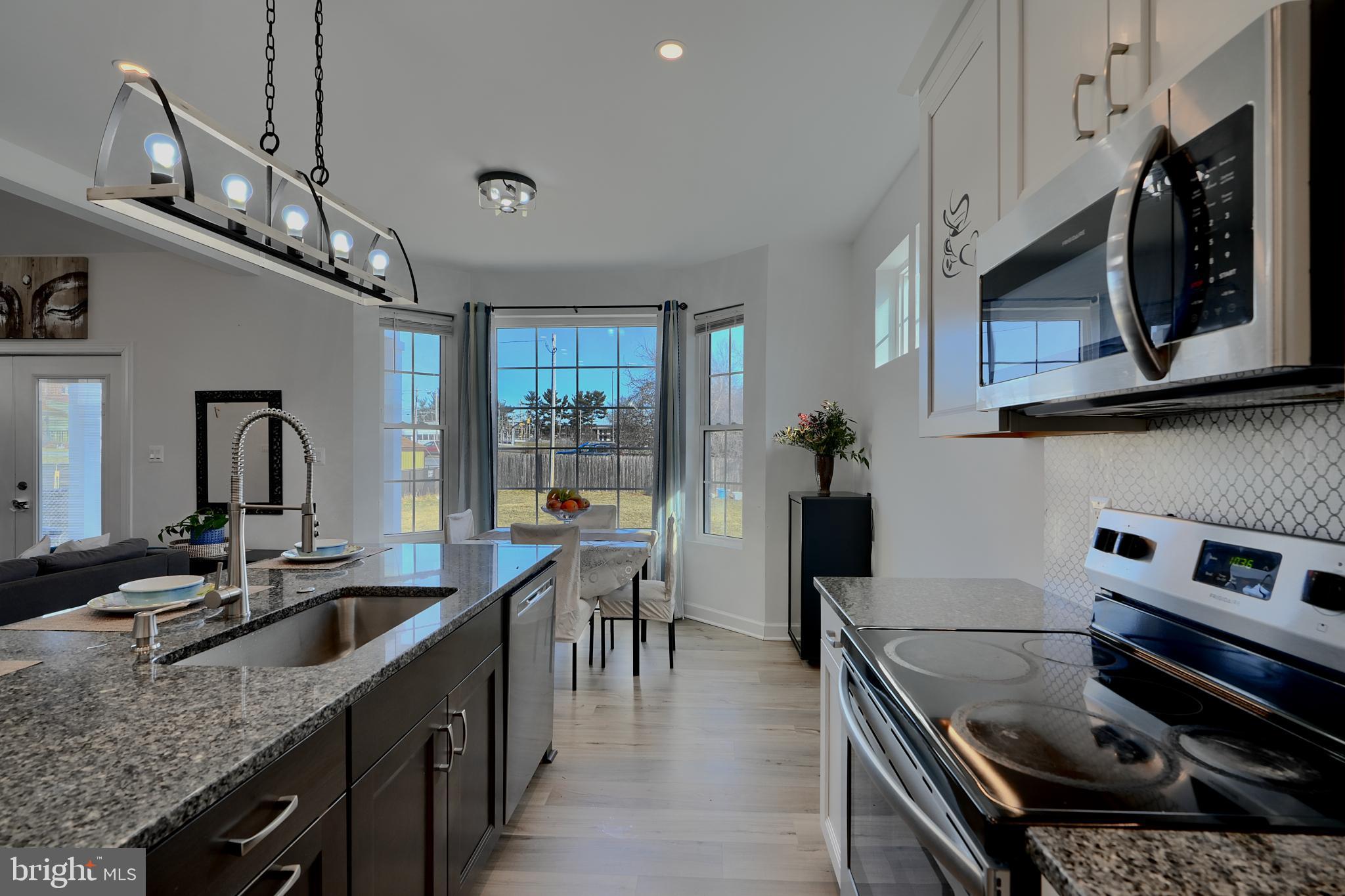 LINDEN HILLS - Residential