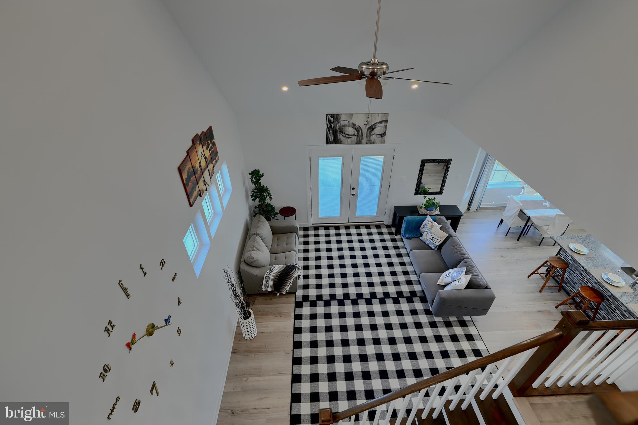 LINDEN HILLS - Residential