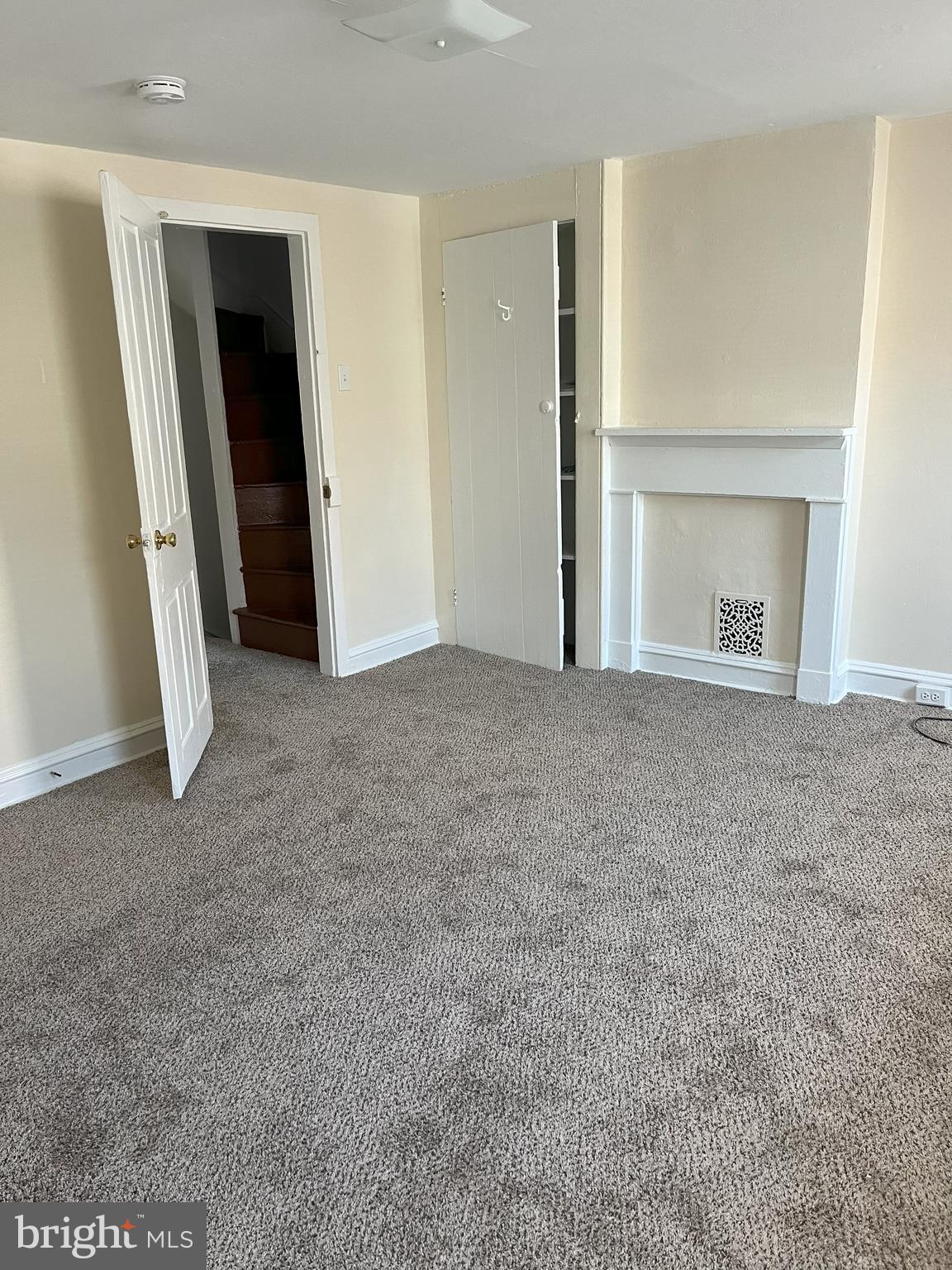 MANAYUNK - Residential Lease
