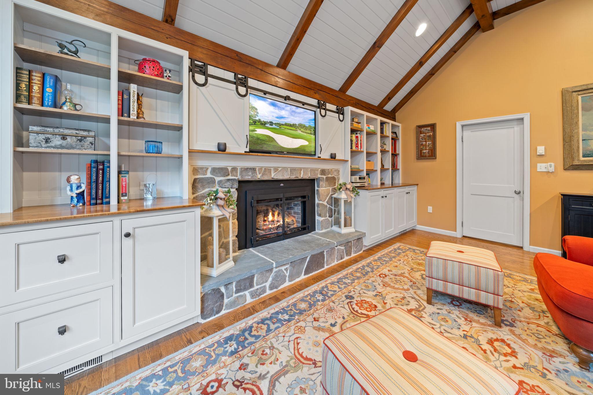 ECHO VALLEY - Residential