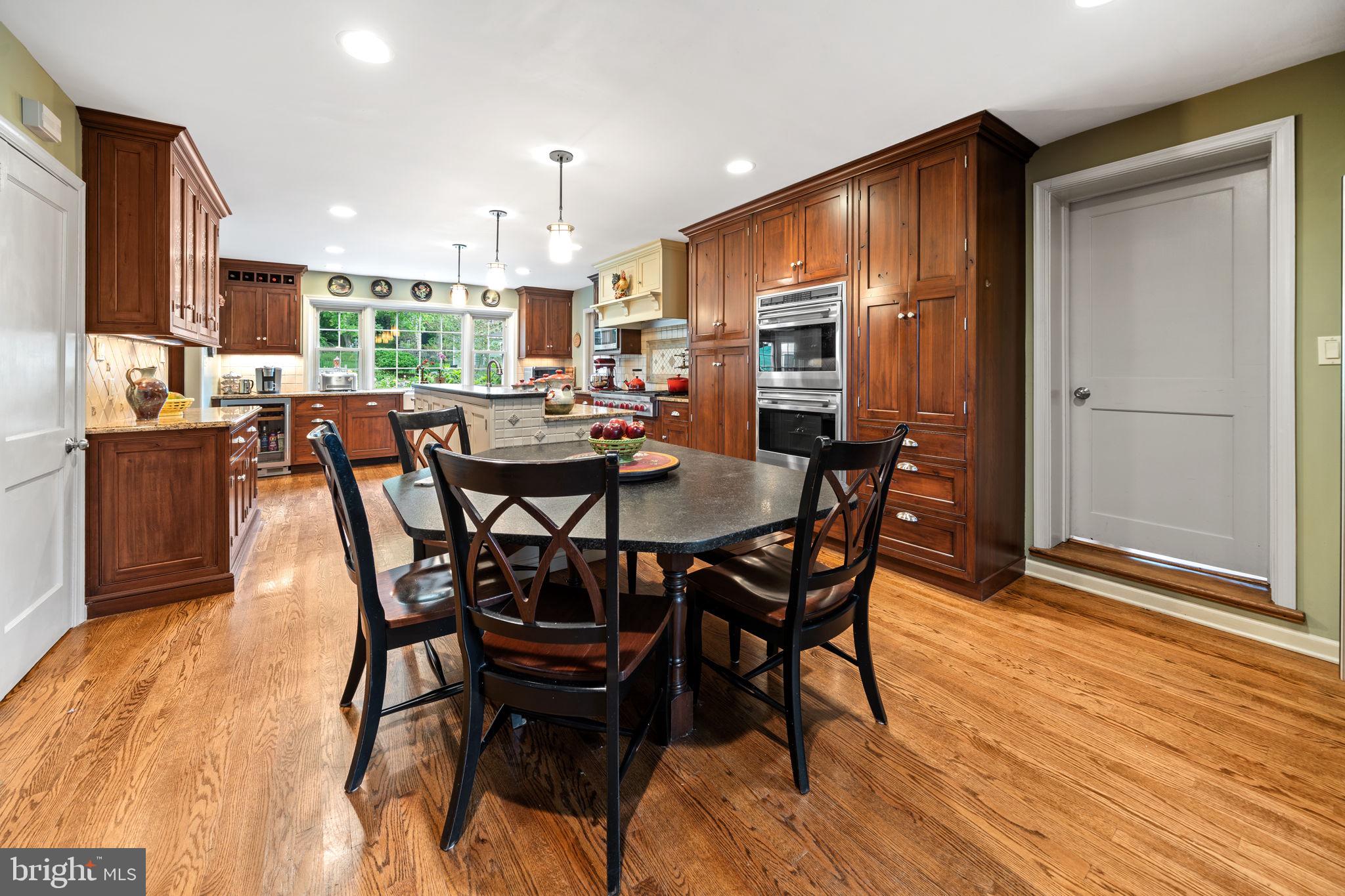 ECHO VALLEY - Residential