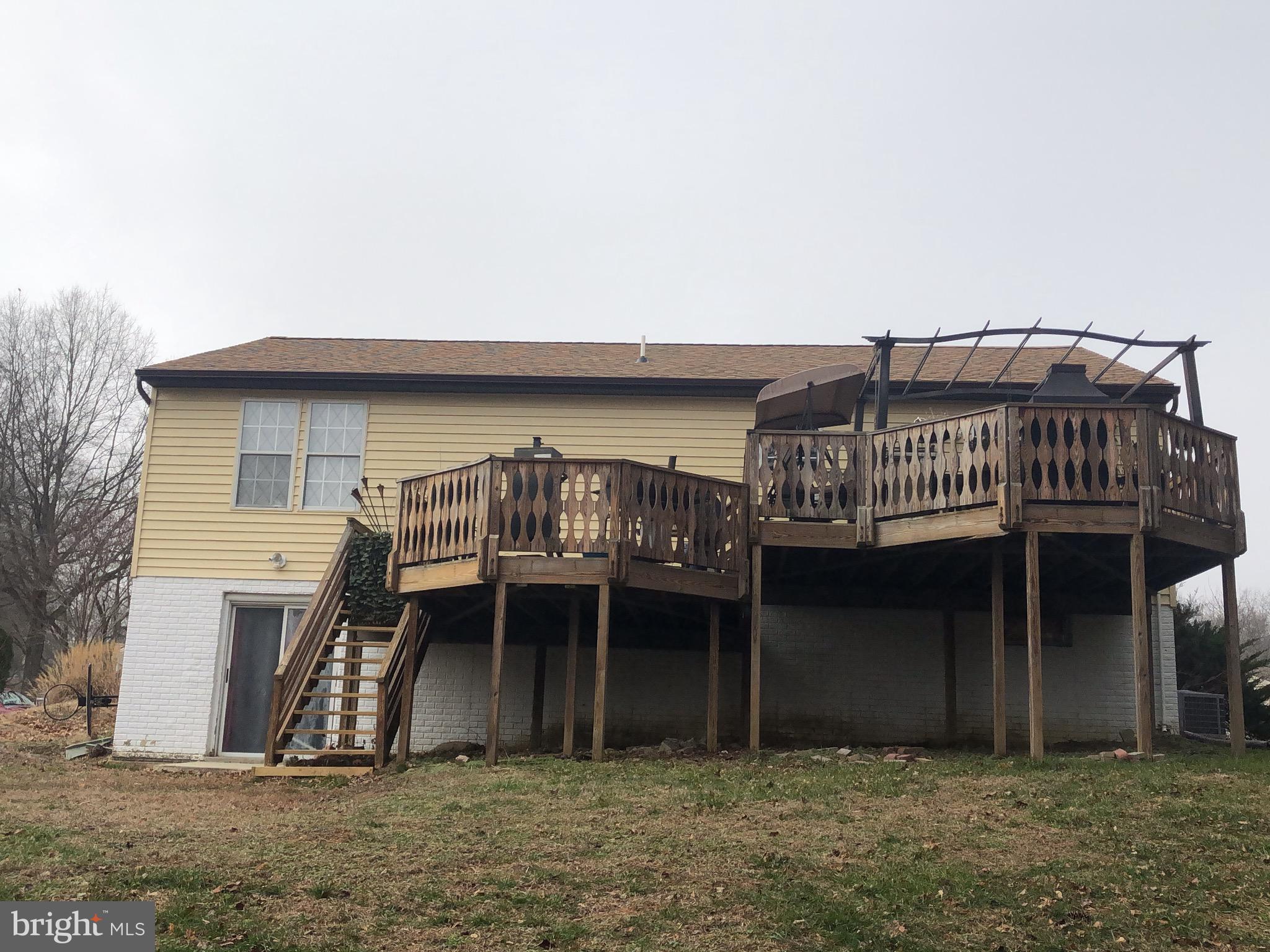 MARLBORO MEADOWS - Residential