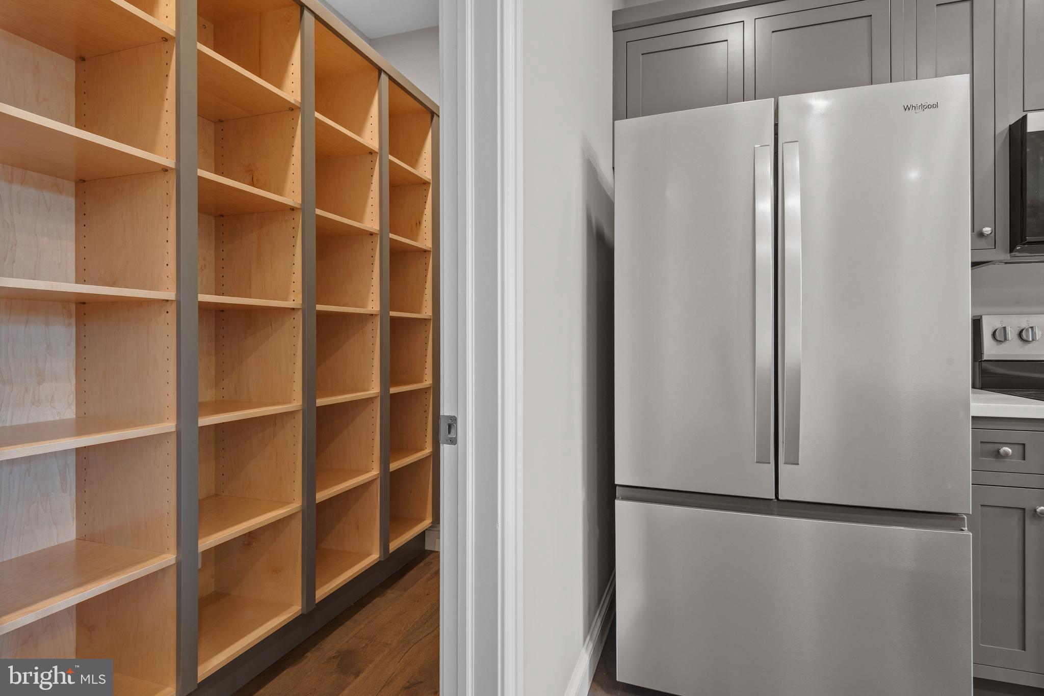 LANCASTER - Residential