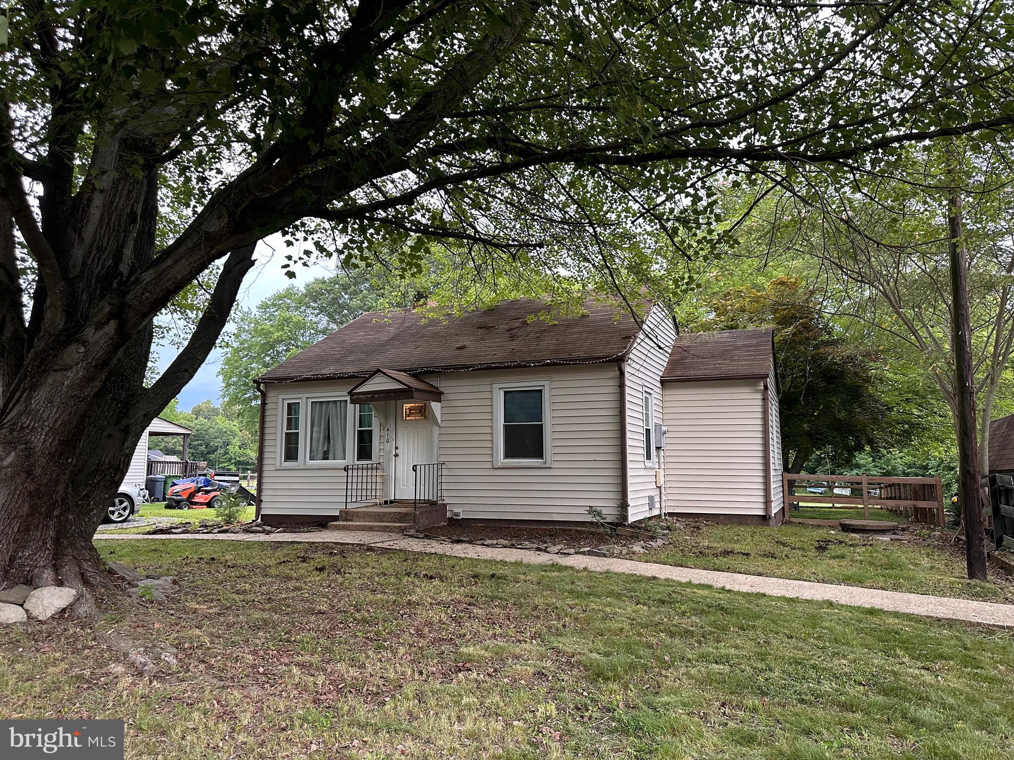 410 TRUSLOW ROAD