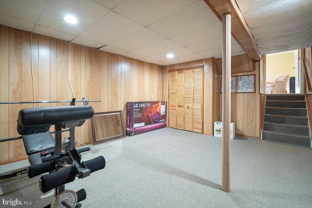 FLOWER HILL - Residential