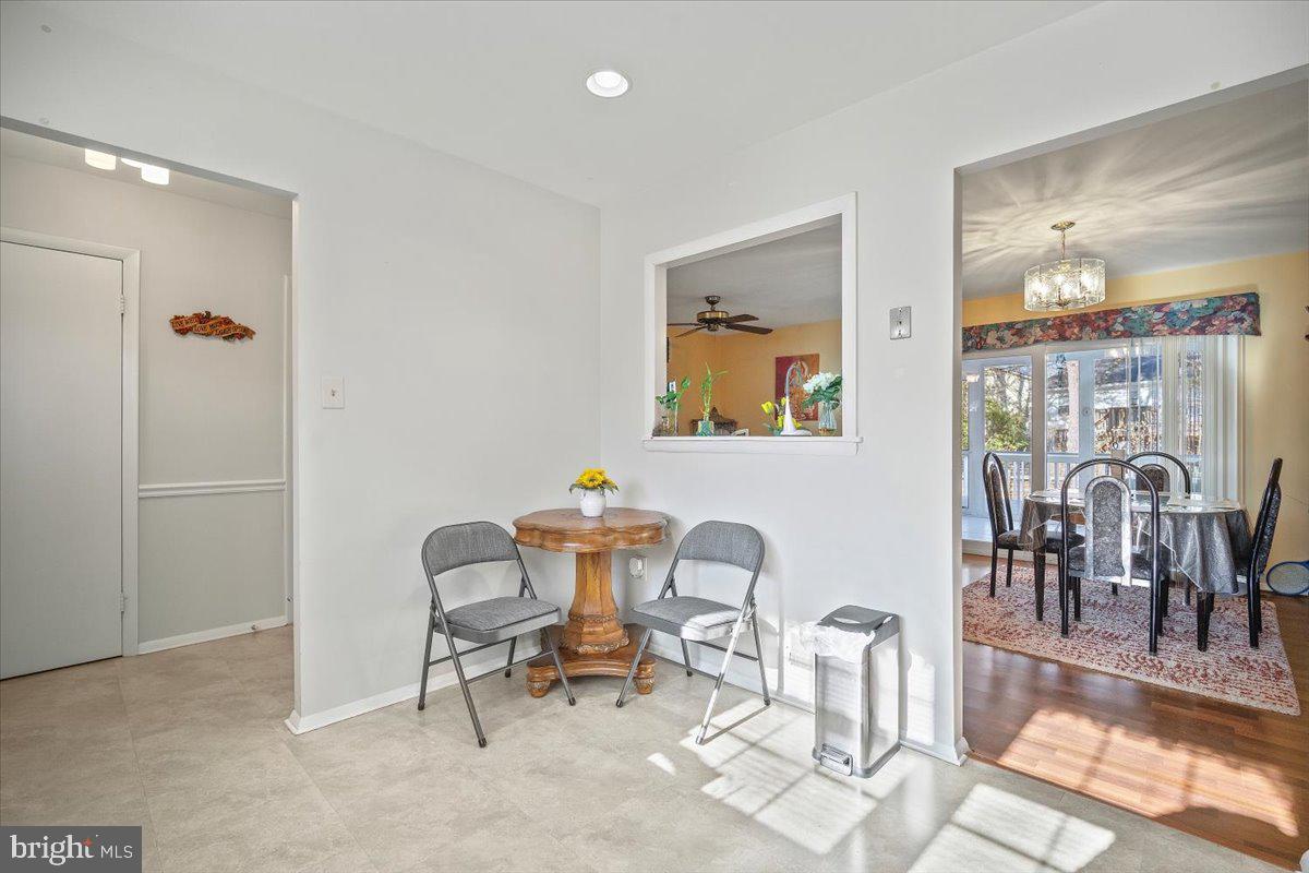 FLOWER HILL - Residential