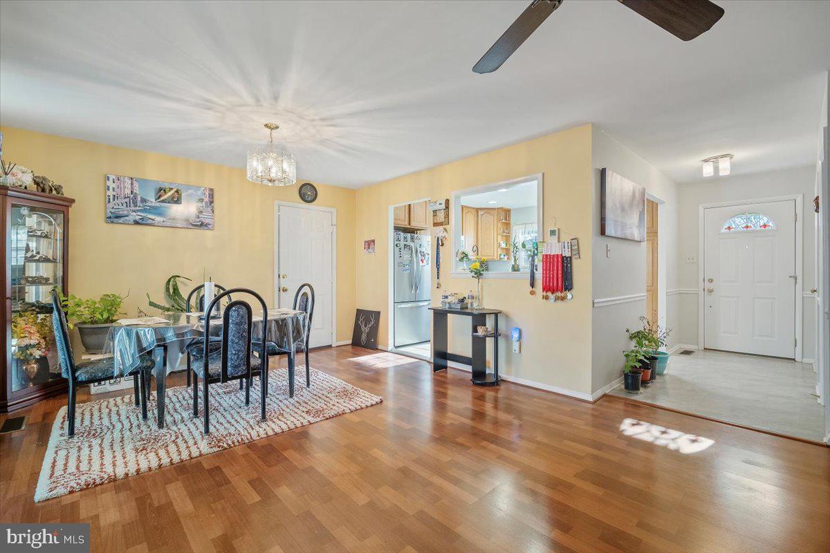 FLOWER HILL - Residential