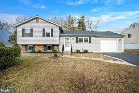 8217 Mountain Laurel, Gaithersburg, MD MLS: MDMC2214110