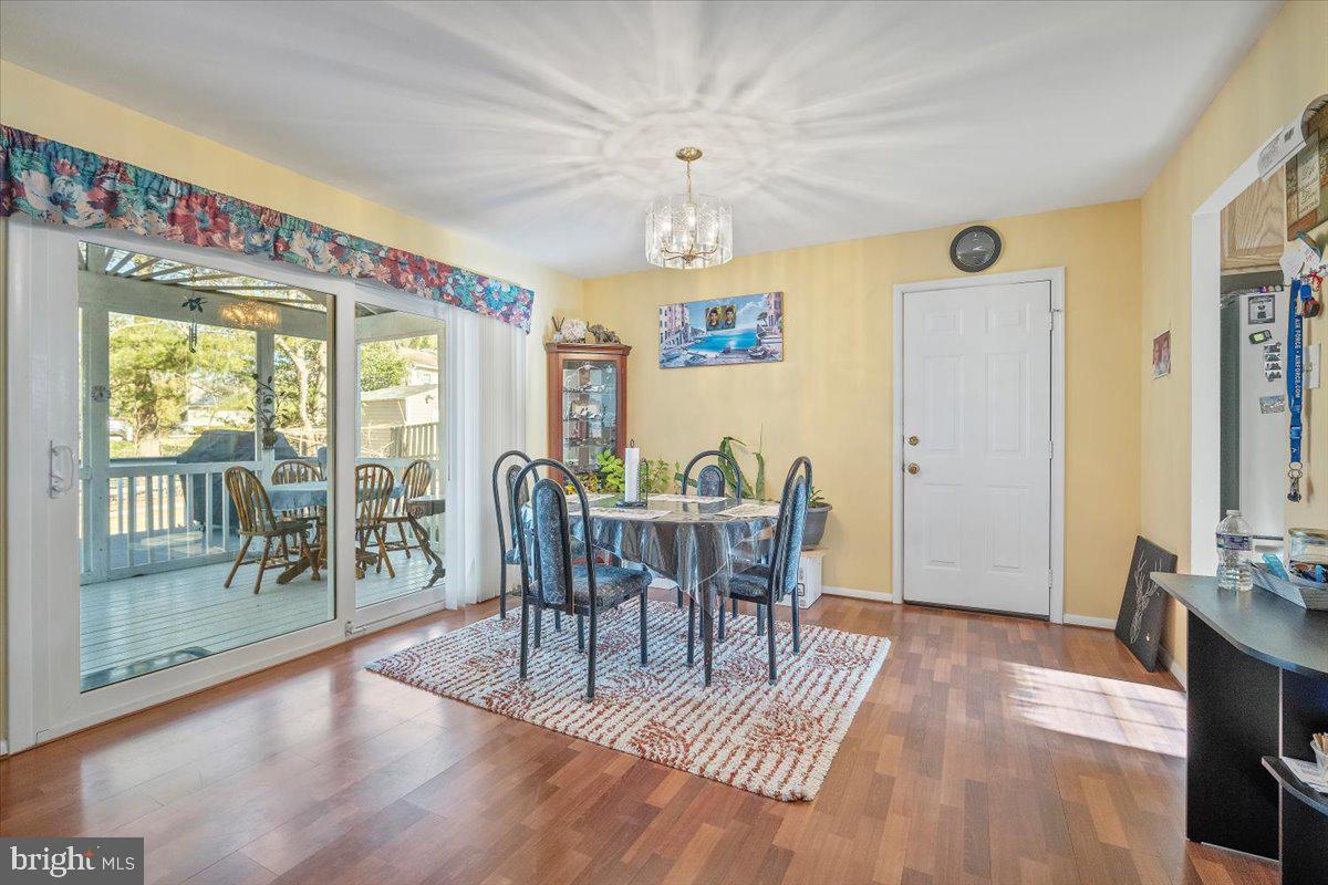 FLOWER HILL - Residential