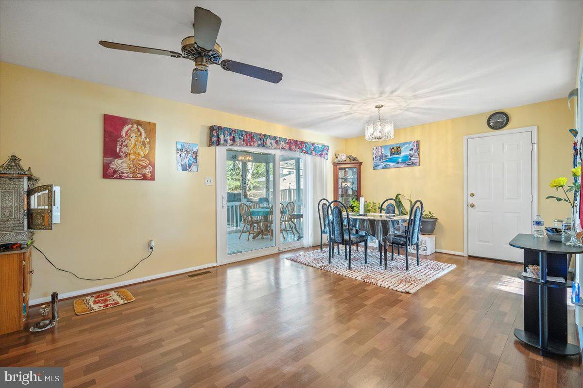 FLOWER HILL - Residential