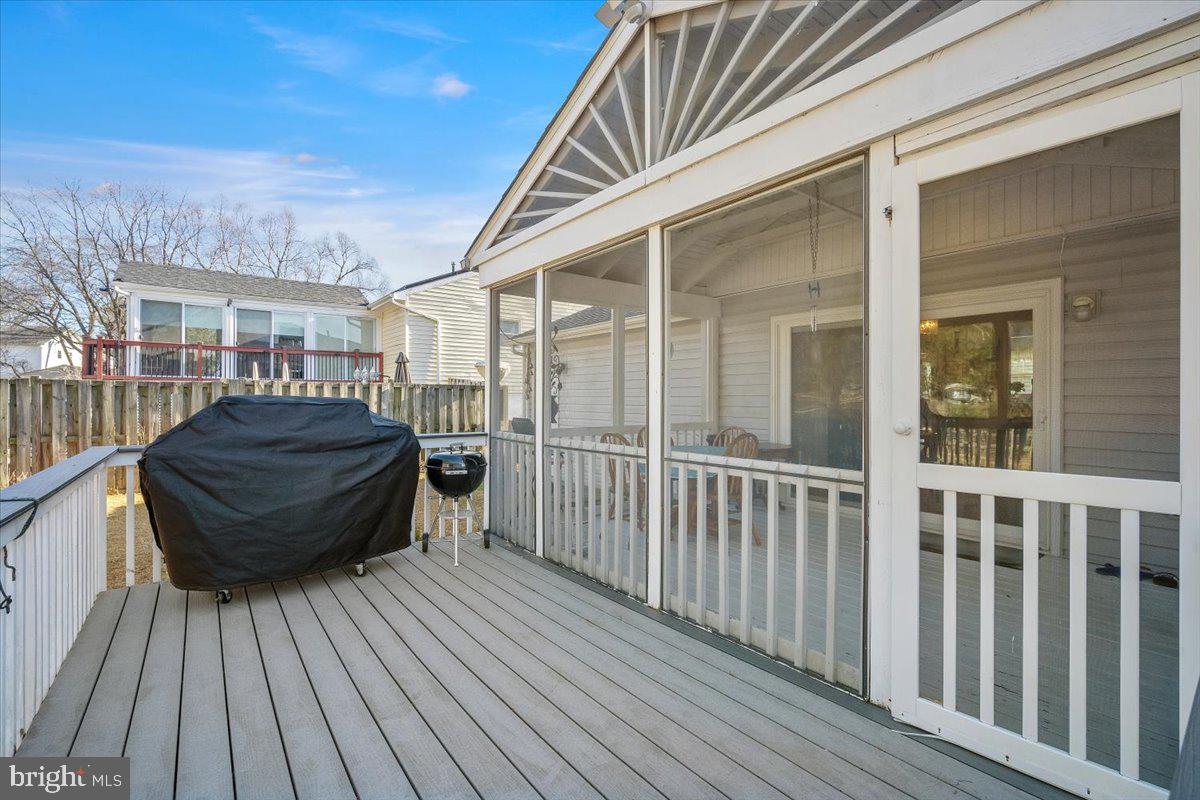 FLOWER HILL - Residential