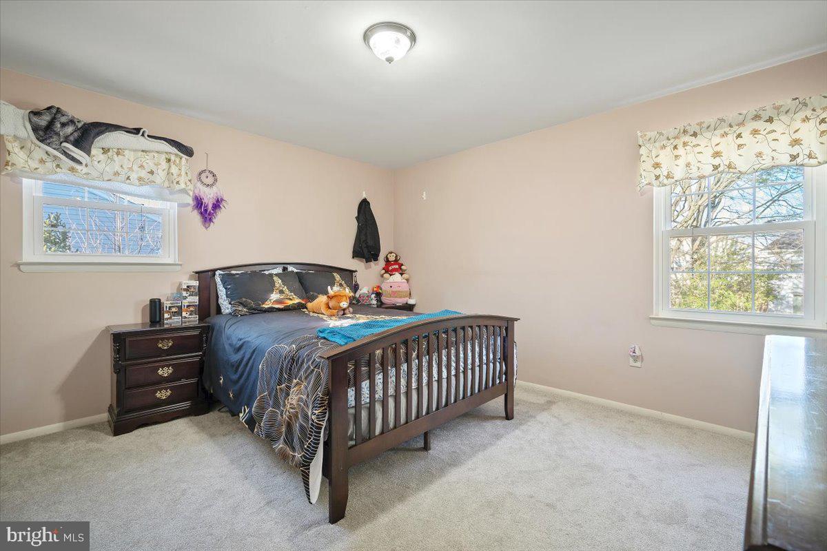 FLOWER HILL - Residential