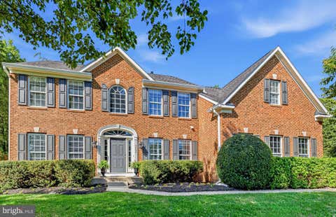 Homes For Sale - 5068 Dawn Court<br/> WARRENTON, VA 20187