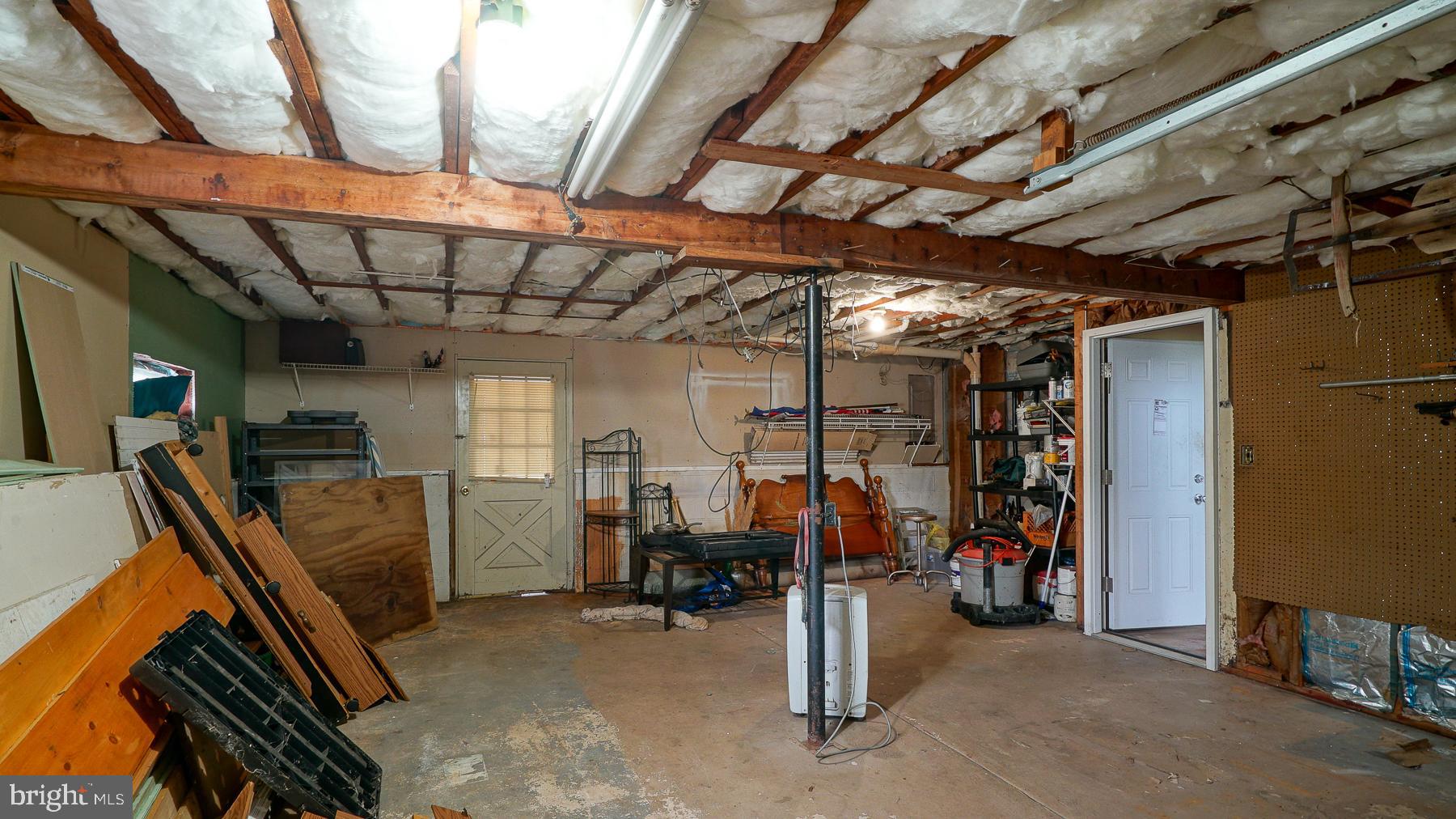 WEST VIEW SHORES - Residential