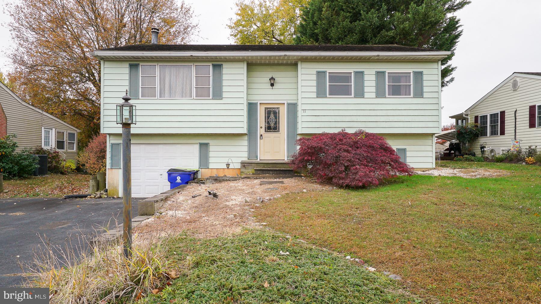 WEST VIEW SHORES - Residential