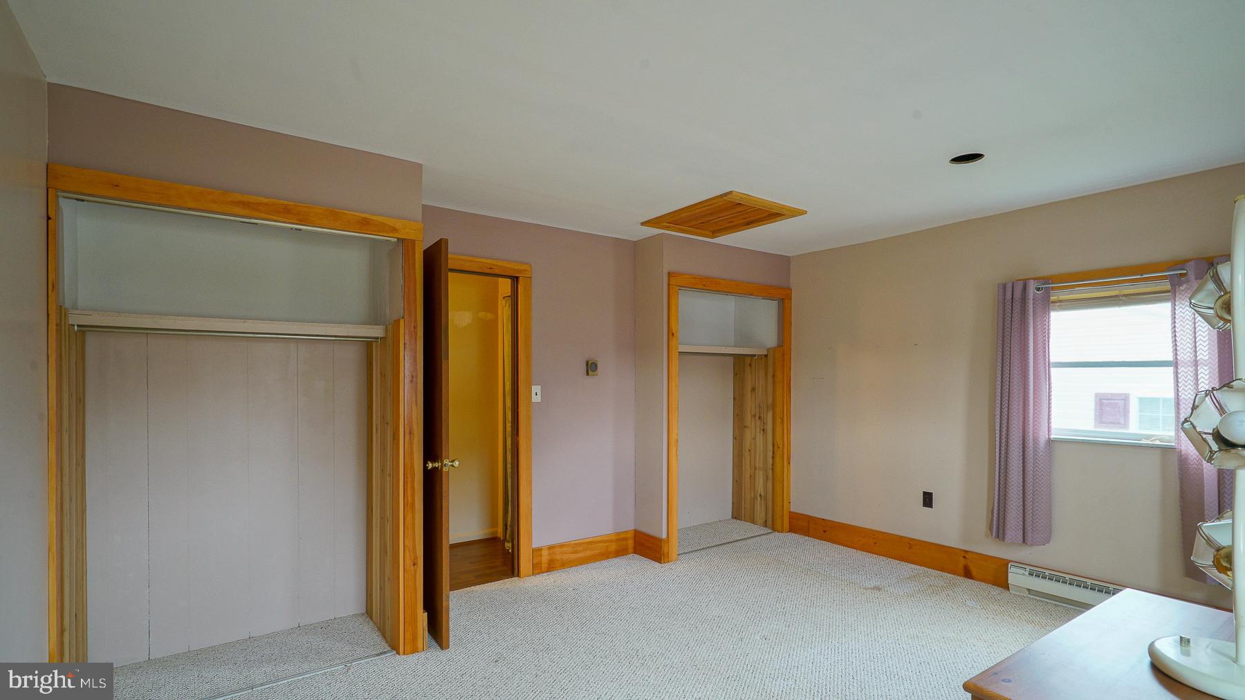 WEST VIEW SHORES - Residential