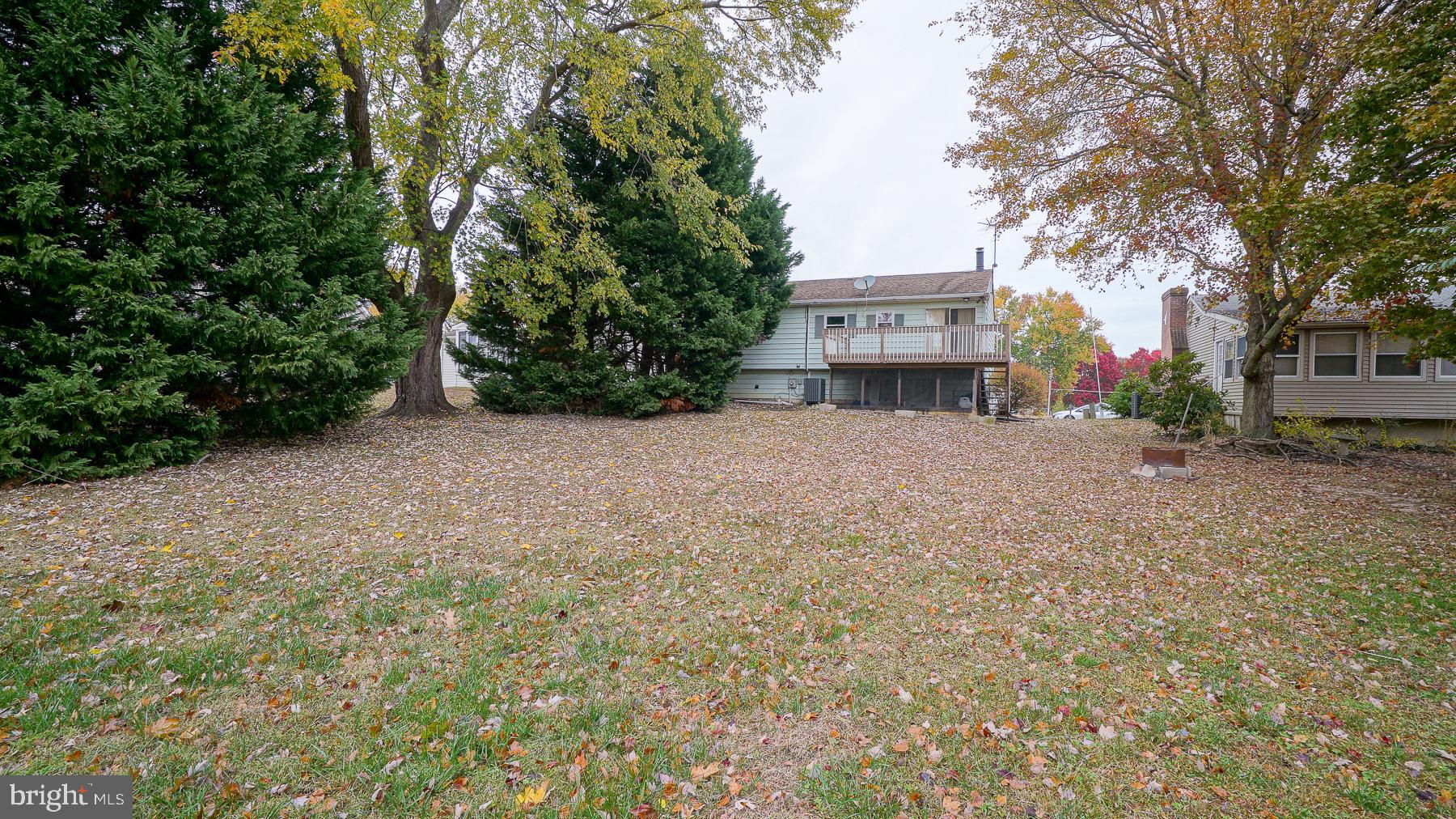 WEST VIEW SHORES - Residential