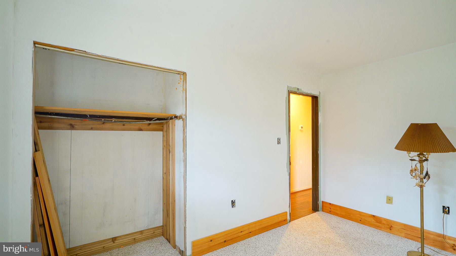 WEST VIEW SHORES - Residential