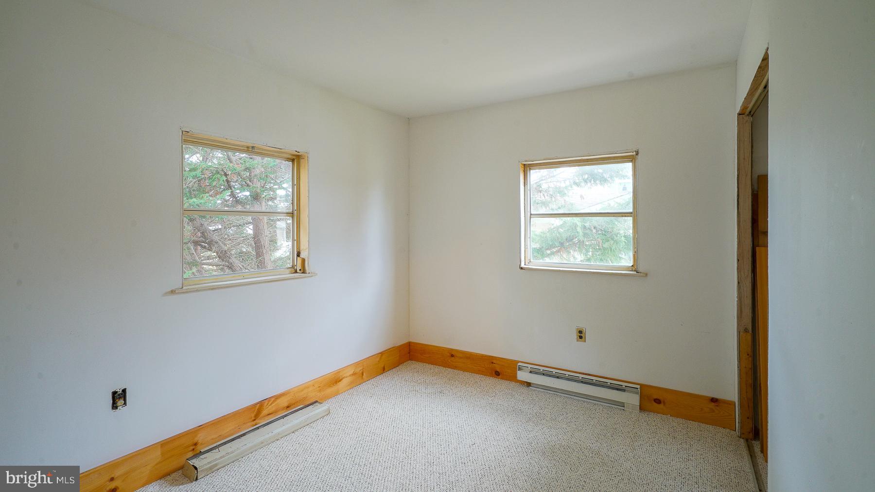 WEST VIEW SHORES - Residential