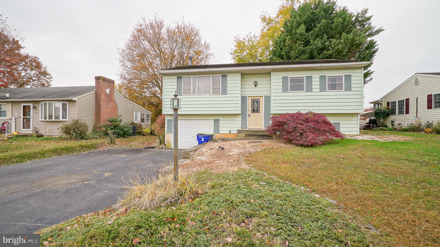 WEST VIEW SHORES - Residential