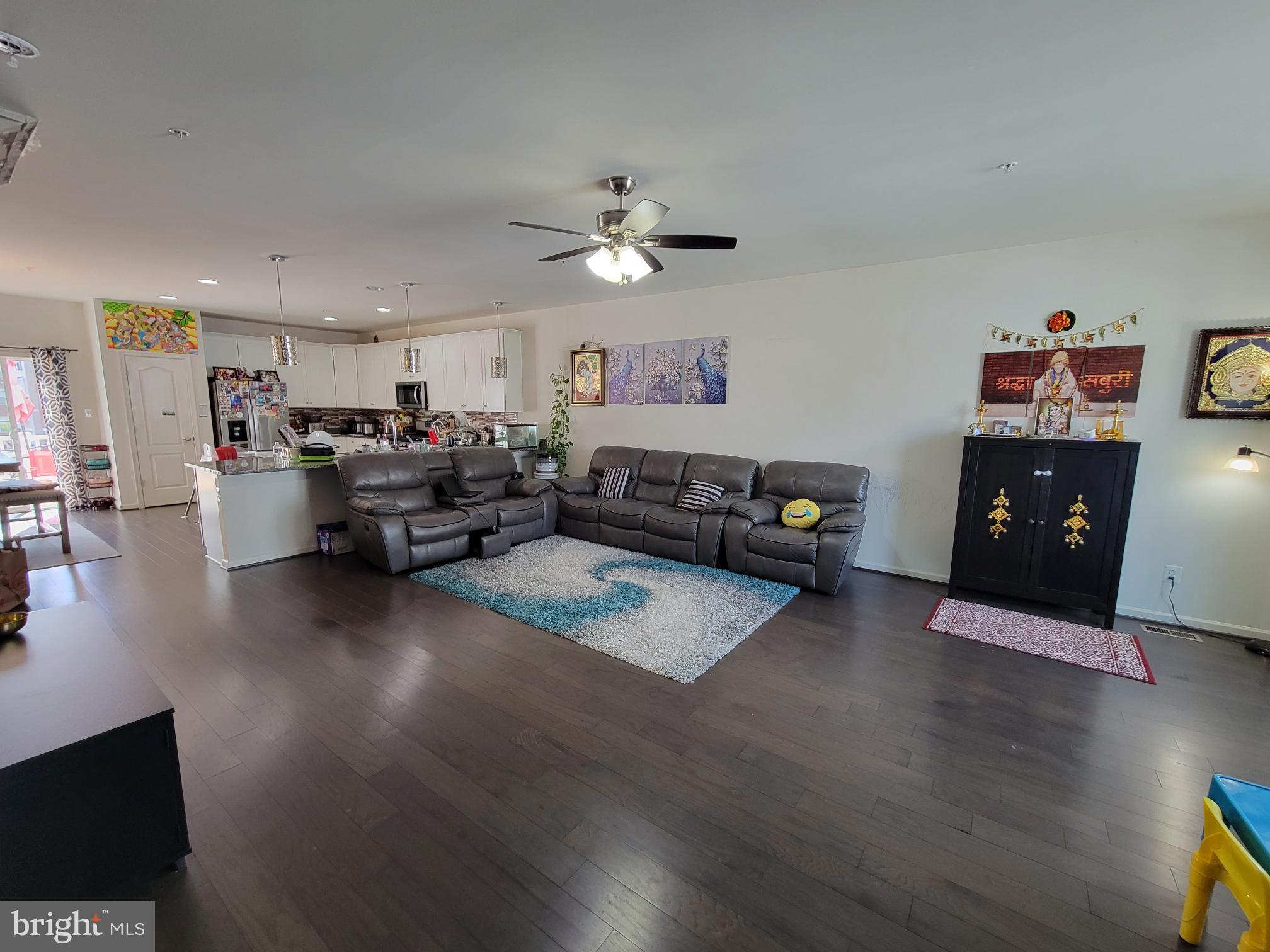 MORRIS PLACE - Residential Lease