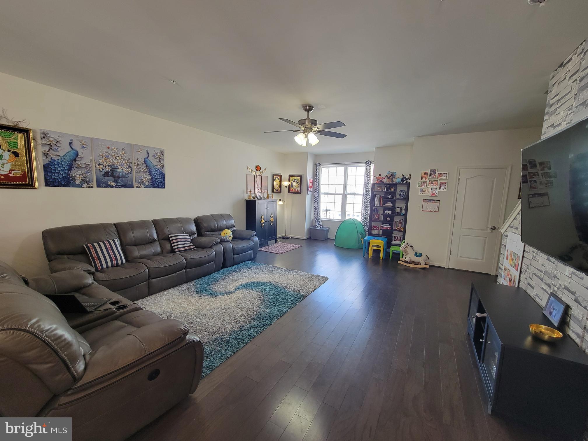 MORRIS PLACE - Residential Lease