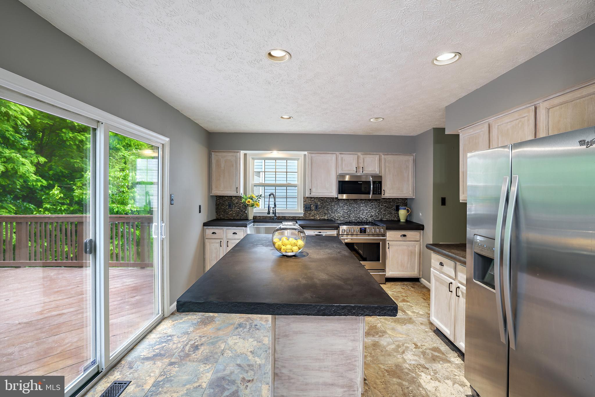 NOTTINGHAM VILLAGE - Residential