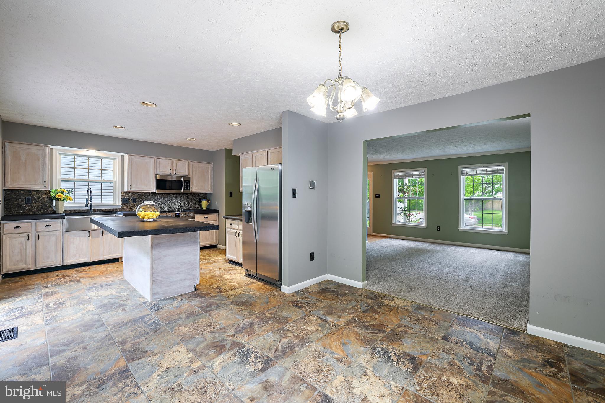 NOTTINGHAM VILLAGE - Residential