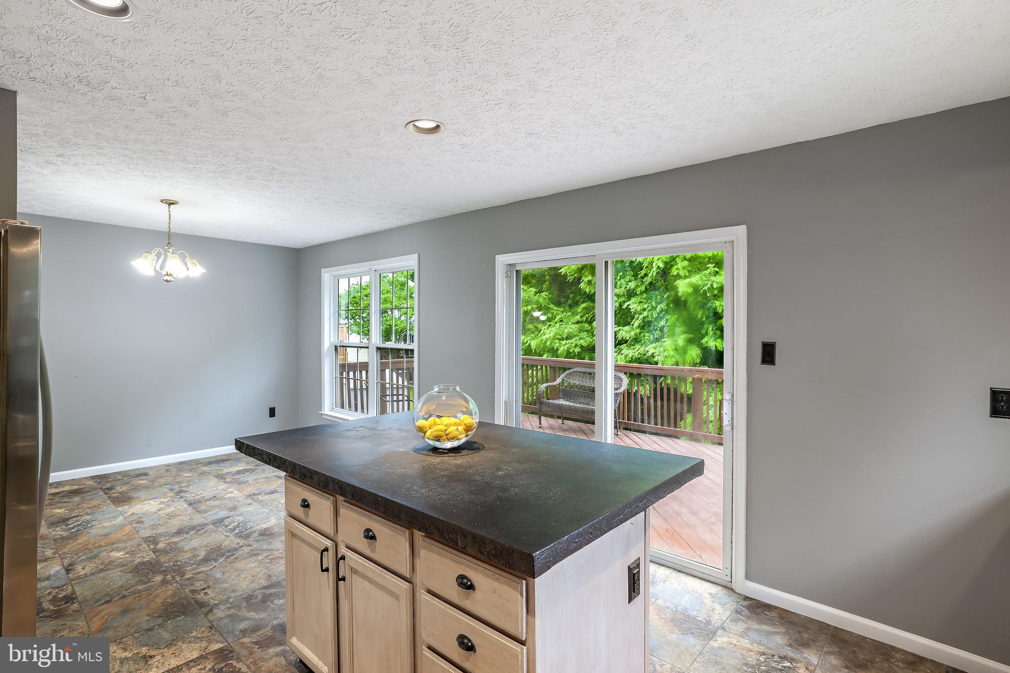 NOTTINGHAM VILLAGE - Residential