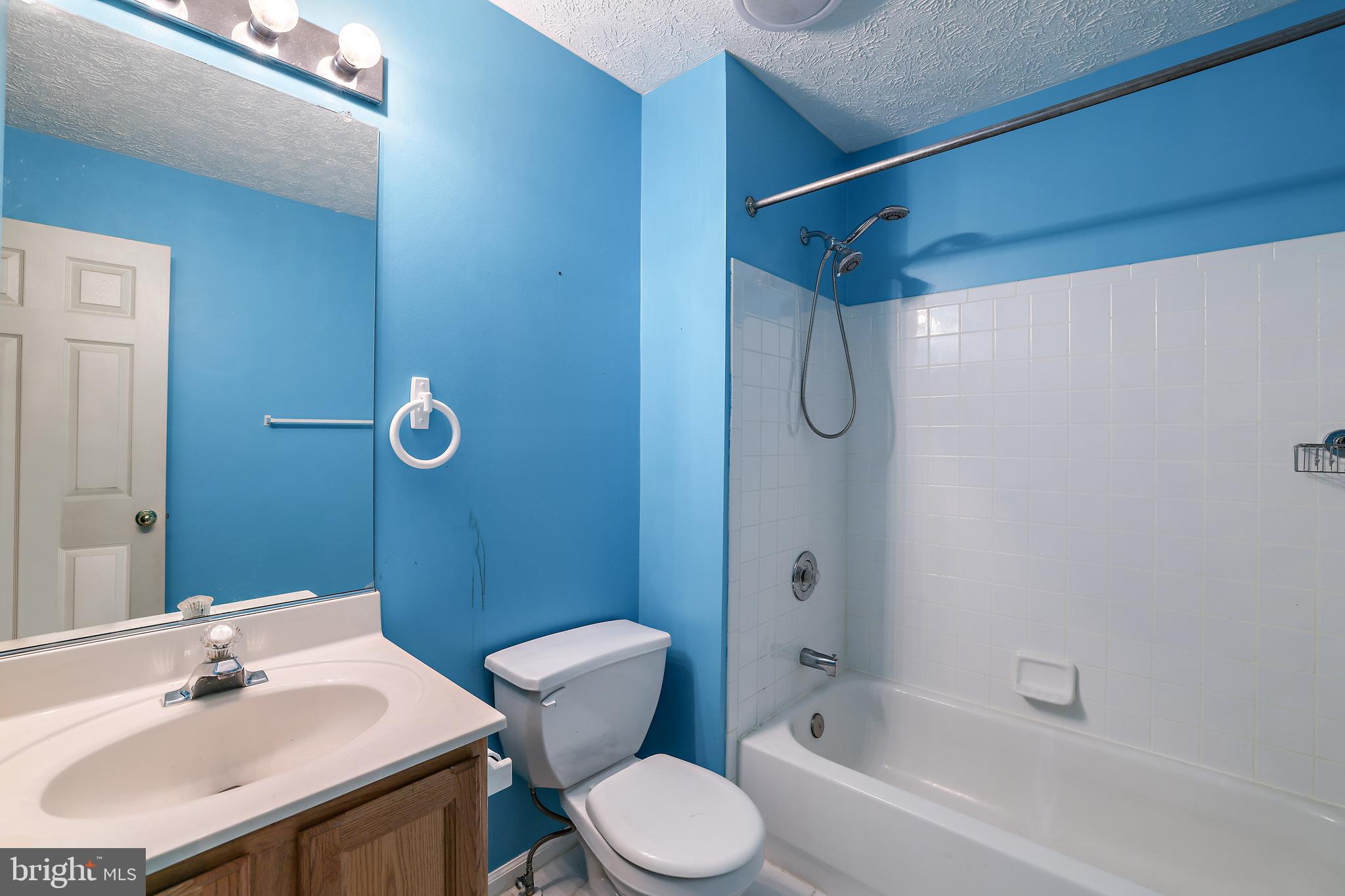 NOTTINGHAM VILLAGE - Residential