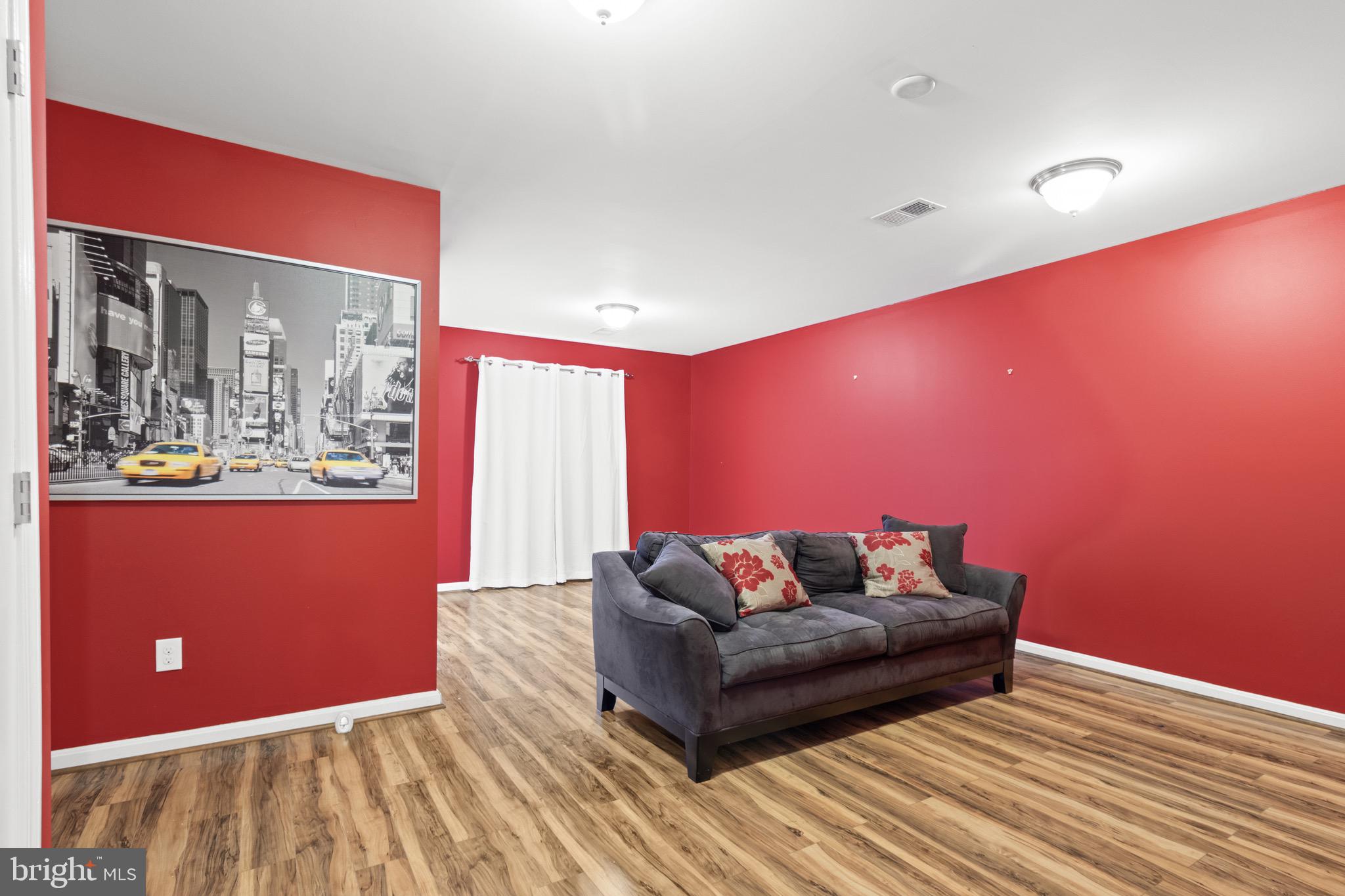 HYETTS CROSSING - Residential