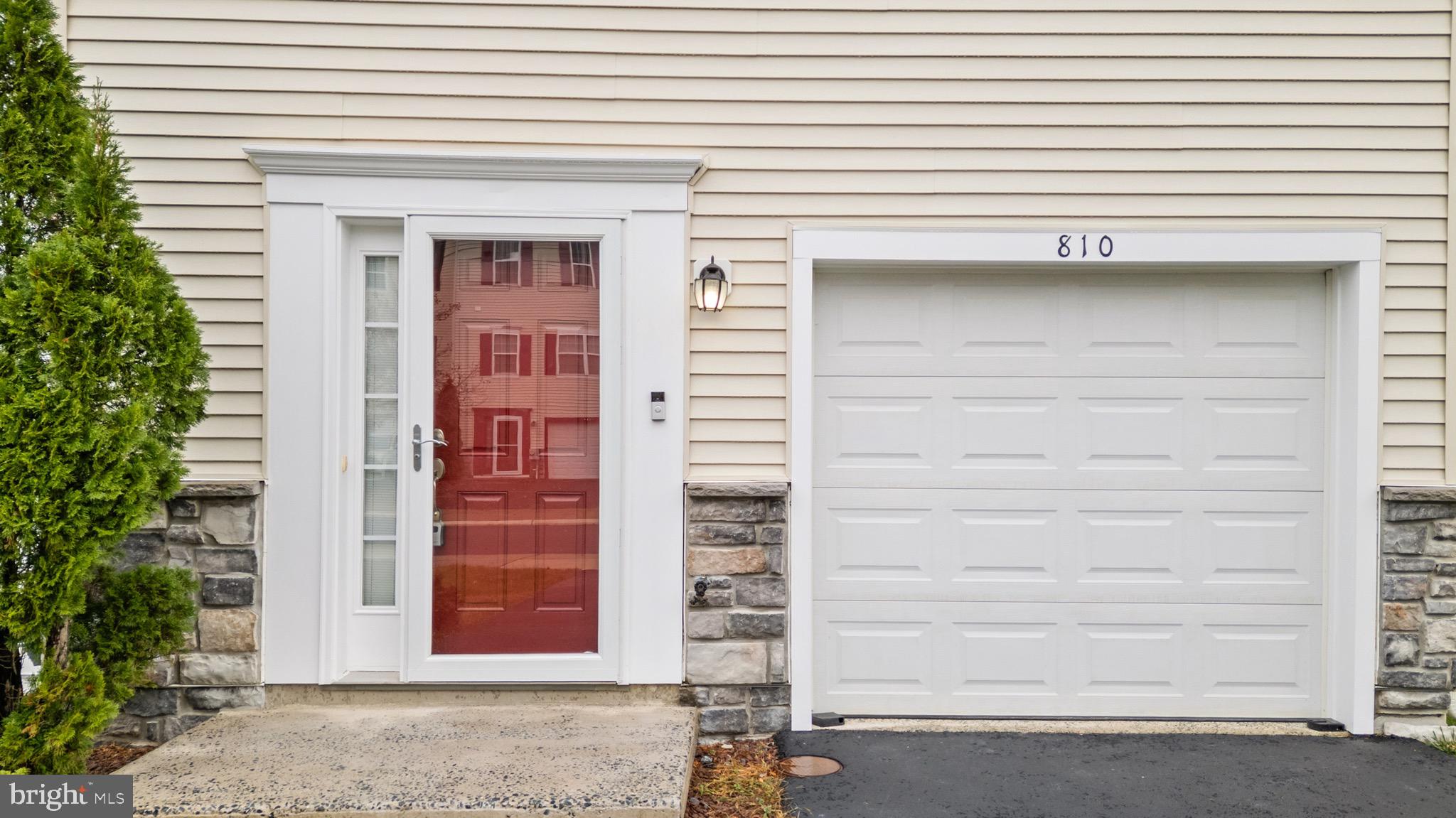 HYETTS CROSSING - Residential