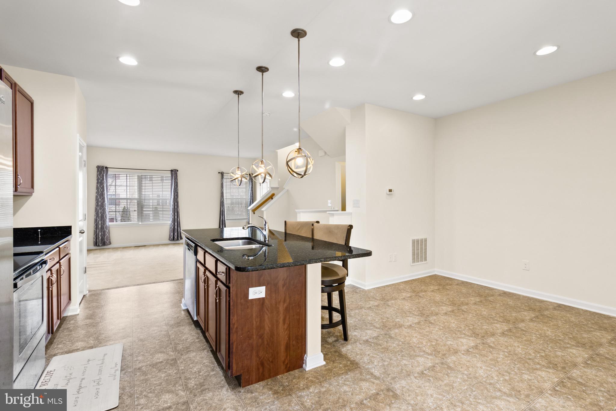 HYETTS CROSSING - Residential