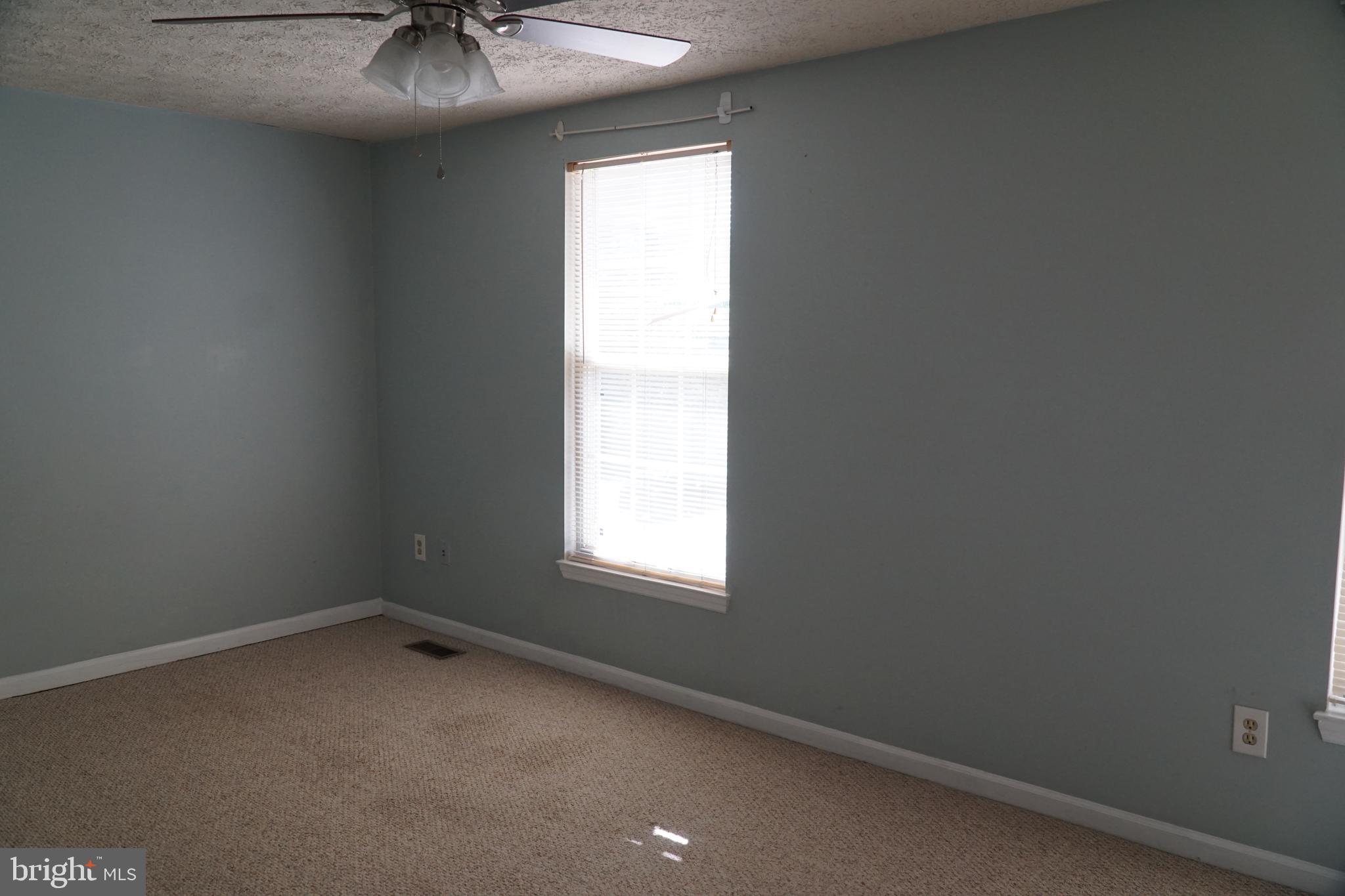 WINDING RIDGE - Residential Lease