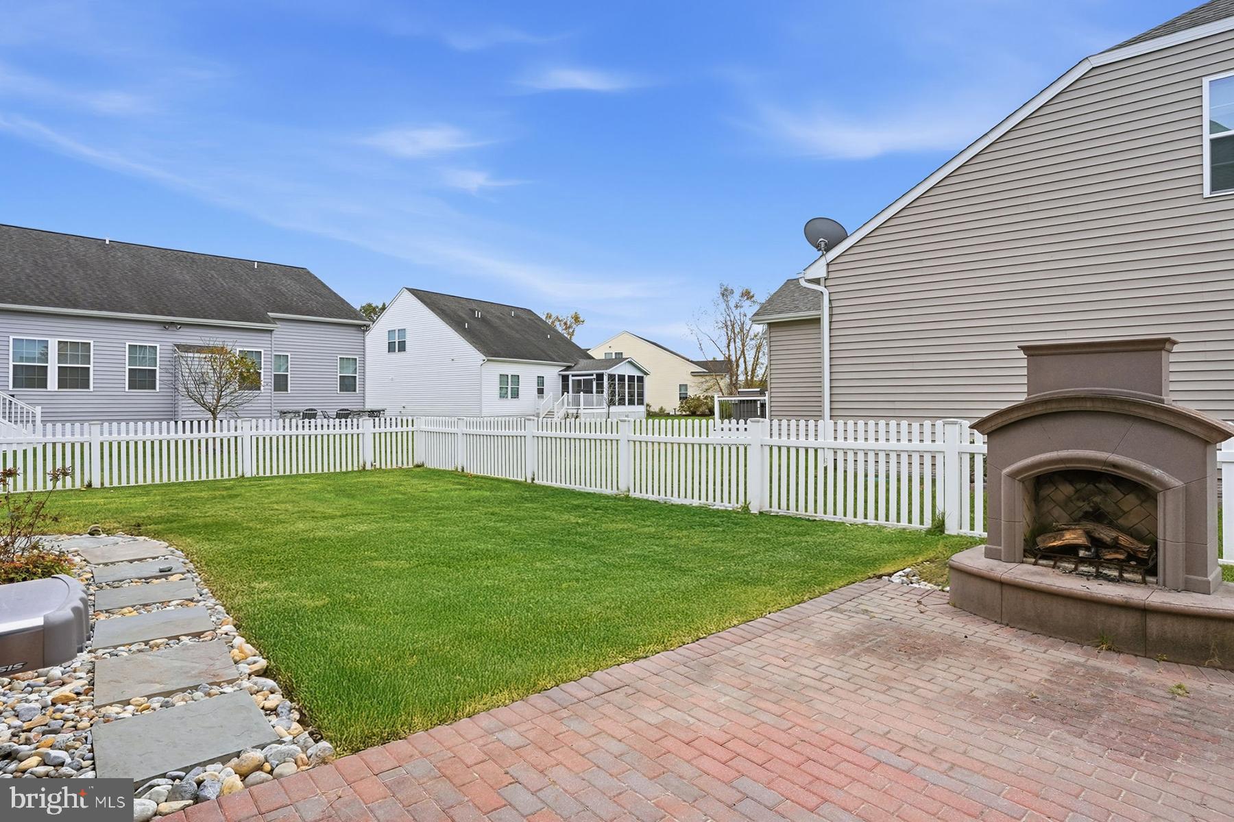 VINCENT OVERLOOK - Residential