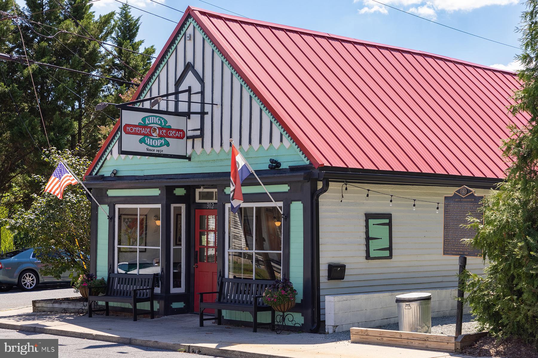 VINCENT OVERLOOK - Residential