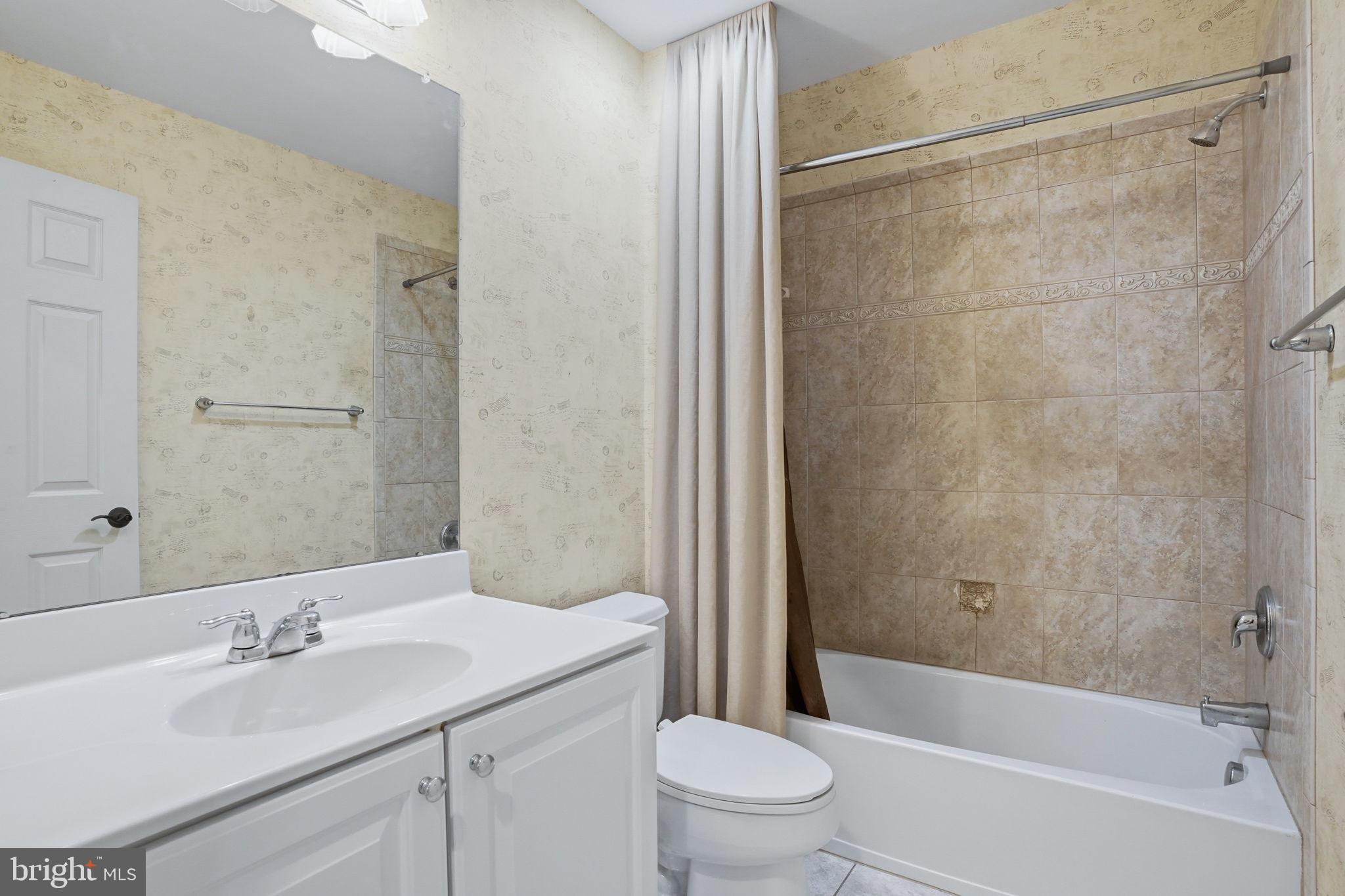 VINCENT OVERLOOK - Residential