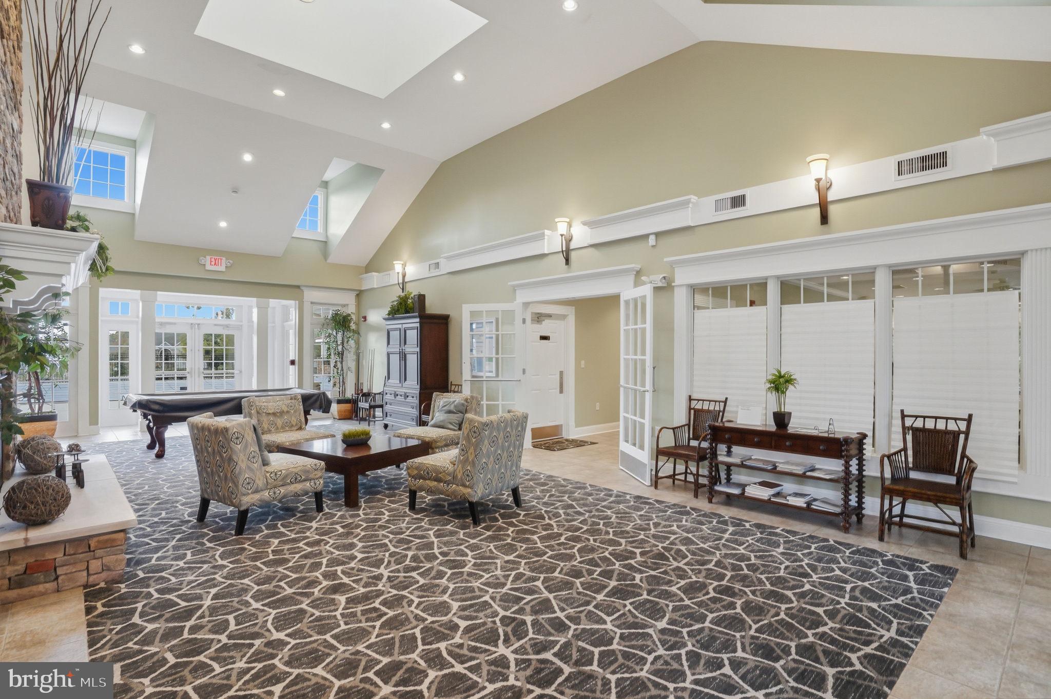 VINCENT OVERLOOK - Residential