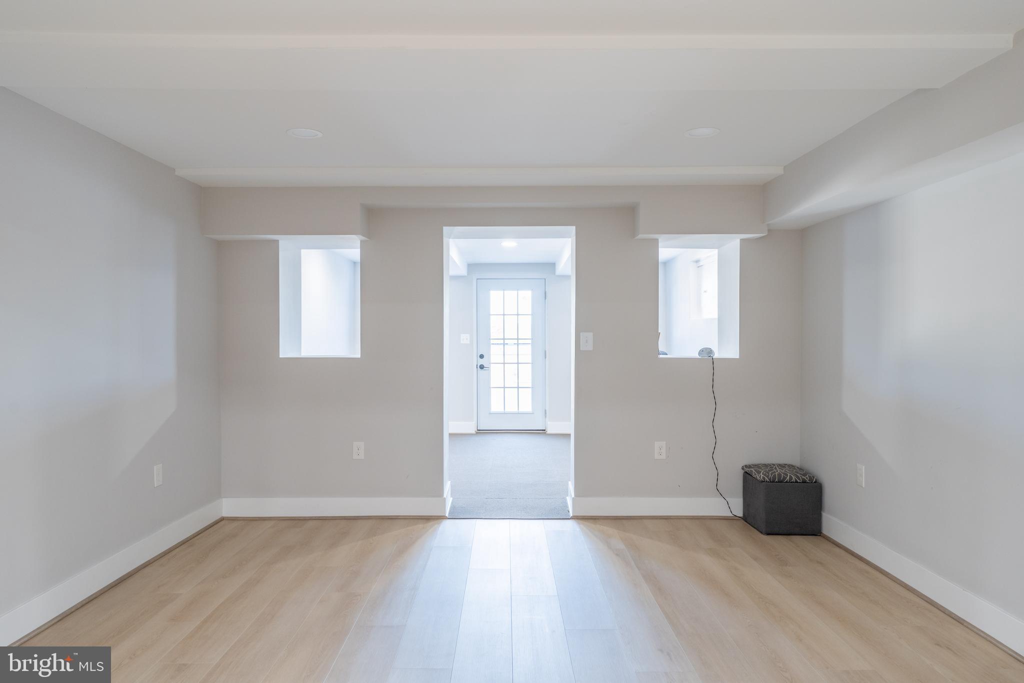 DARNESTOWN KNOLLS - Residential